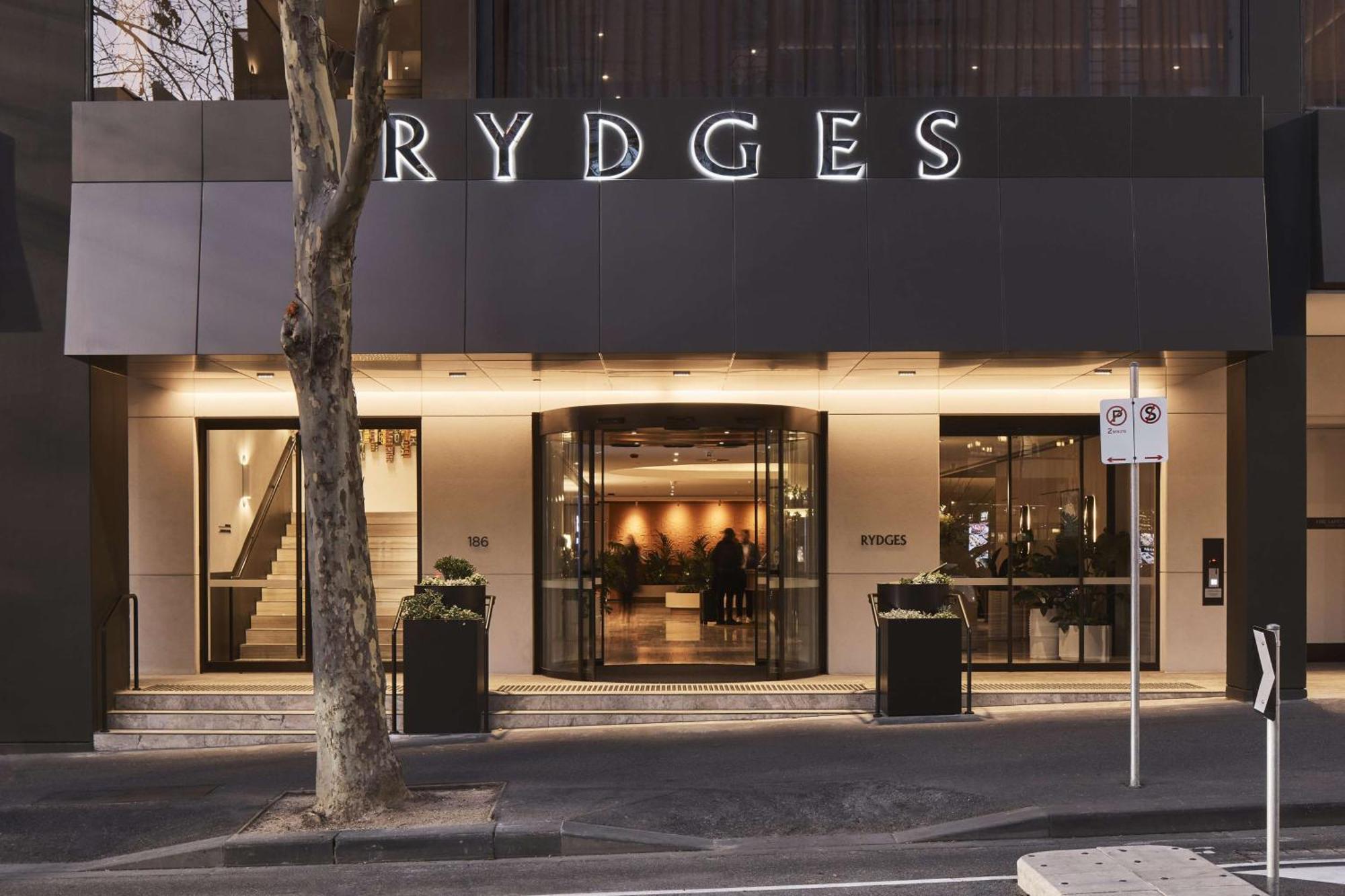 Rydges Melbourne Hotel Екстериор снимка