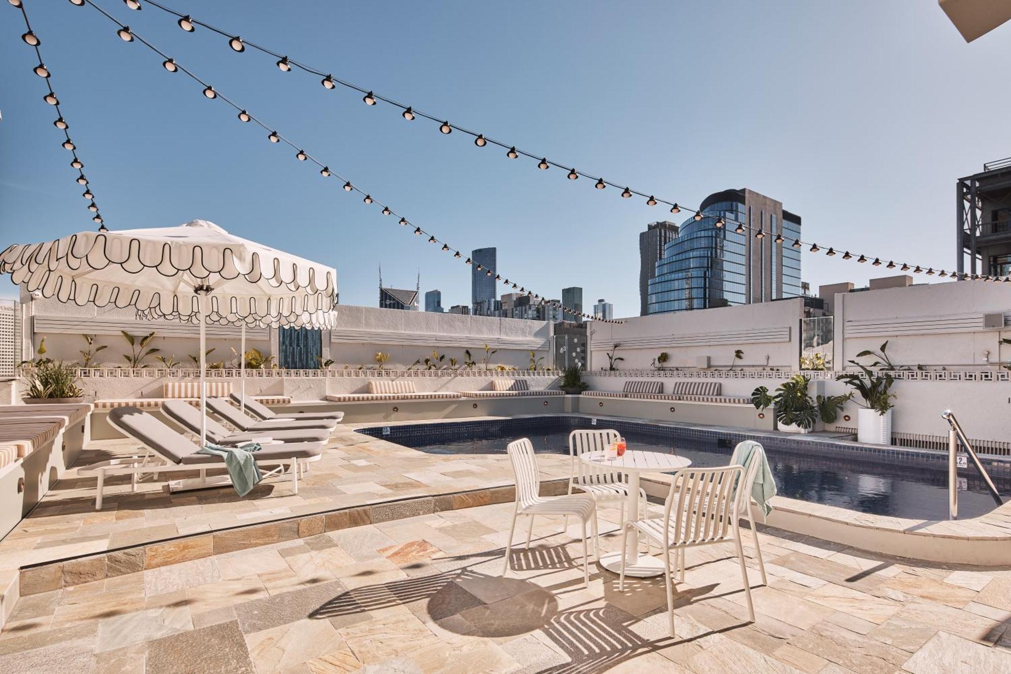 Rydges Melbourne Hotel Екстериор снимка